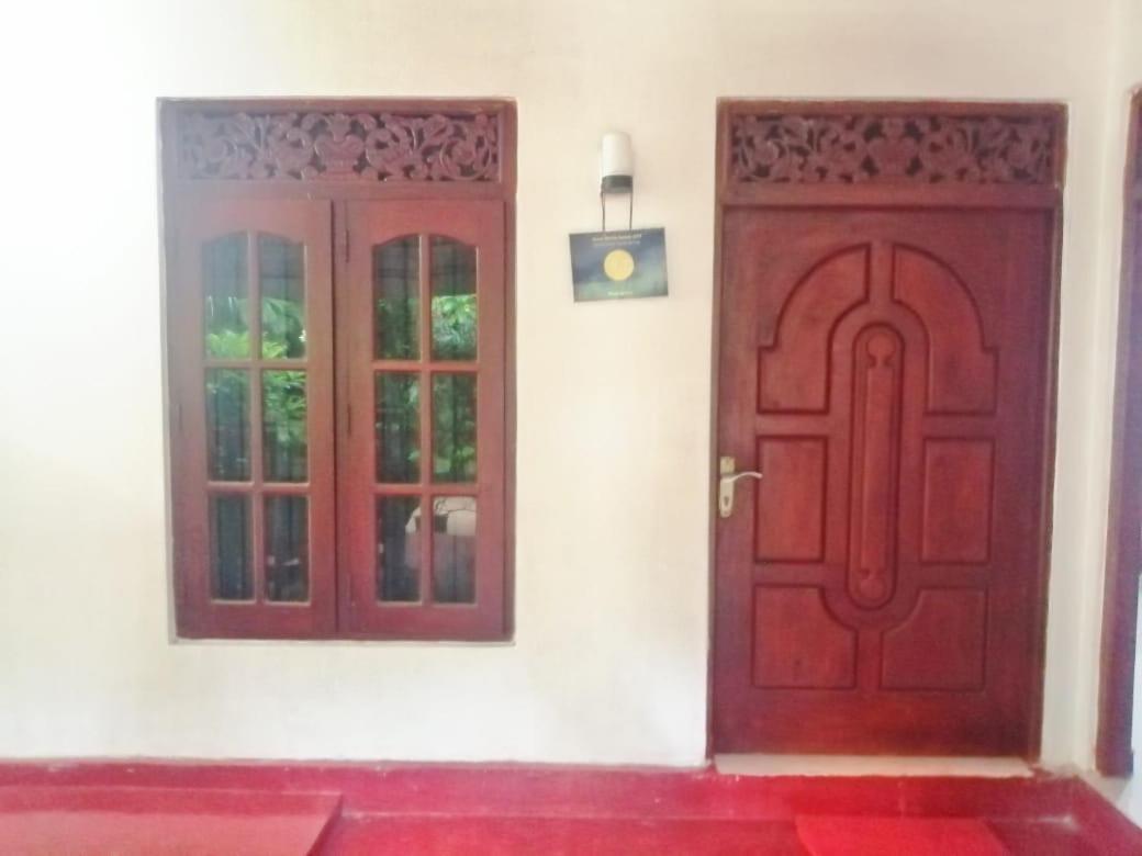 Senith Guest House Мириса Екстериор снимка