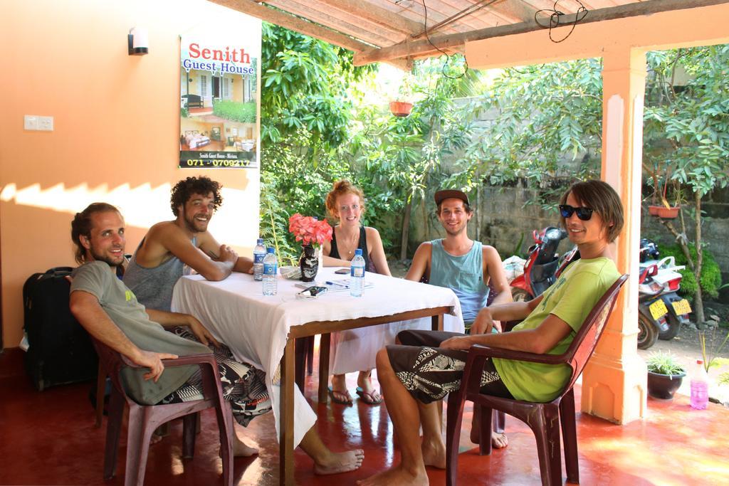 Senith Guest House Мириса Екстериор снимка