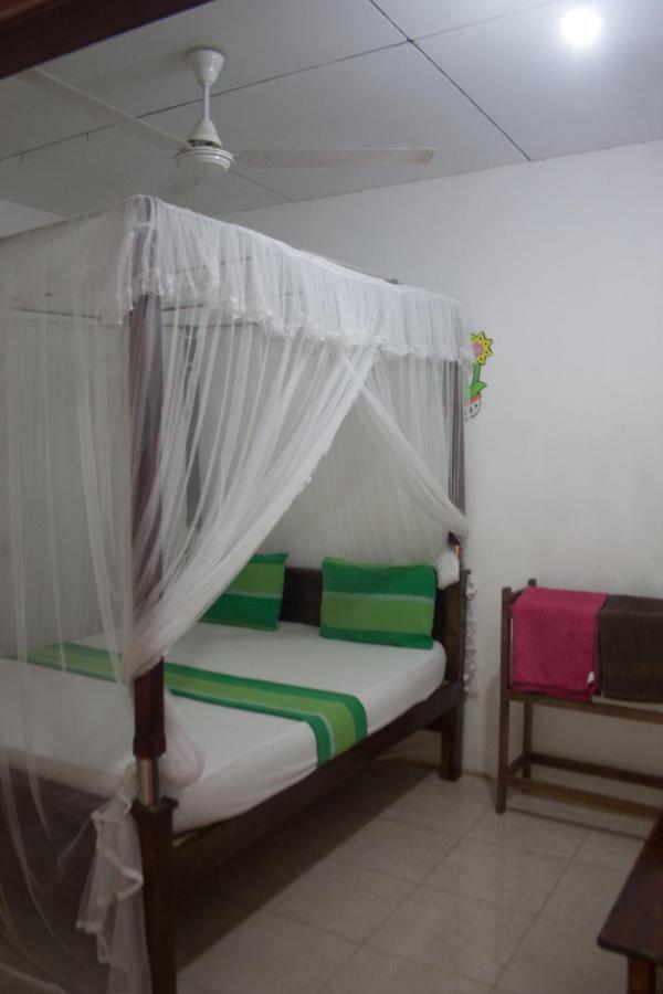 Senith Guest House Мириса Екстериор снимка
